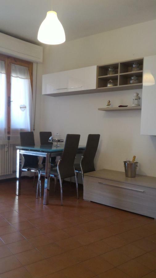 Apartament Benvenuti A Casa Piza Zewnętrze zdjęcie