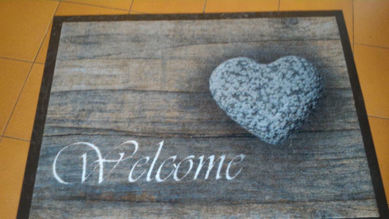 Apartament Benvenuti A Casa Piza Zewnętrze zdjęcie